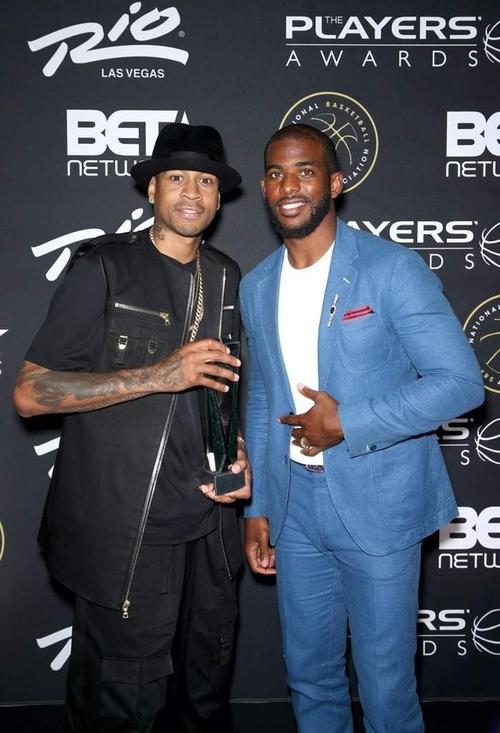 韦德账号发布自剪版《See You Again》，重温球星青春记忆（韦德发布自剪版《See You Again》，唤醒球星青春回忆）