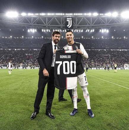 官方：约旦裁判组执法申花客战柔佛，马哈德迈赫担任主裁（官方：申花客战柔佛由约旦裁判组吹罚，马哈德·迈赫执主哨）