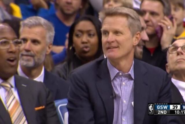 詹姆斯本场正负值-33，圣诞大战历史第二低仅次于邓肯-34（詹姆斯此战正负值-33，圣诞赛史第二低，仅逊邓肯-34）