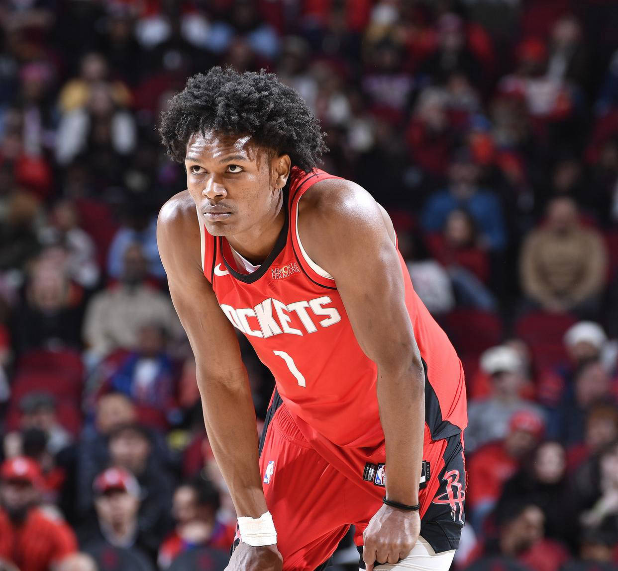 未满21岁意甲赛季至少前15场打进5球，伊尔迪兹比肩皮耶罗（伊尔迪兹未满21岁在意甲单季前15场已进5球，与皮耶罗比肩）