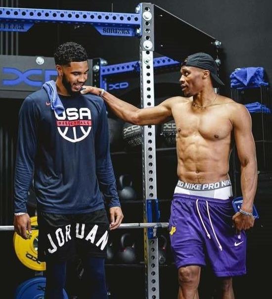 巴尔泰萨吉：现在谈意甲冠军为时过早；我有点像斯皮纳佐拉（巴尔泰萨吉：谈意甲冠军尚早，我有点像斯皮纳佐拉）